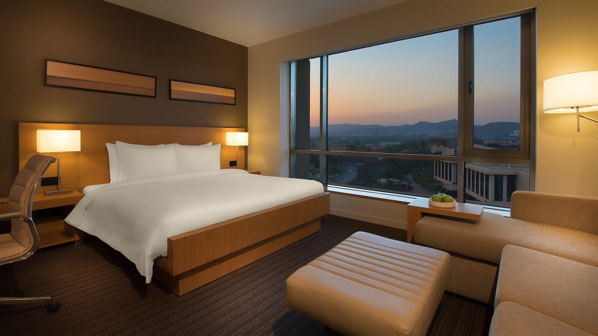 Hyatt Place Pune Hinjawadi Exterior photo